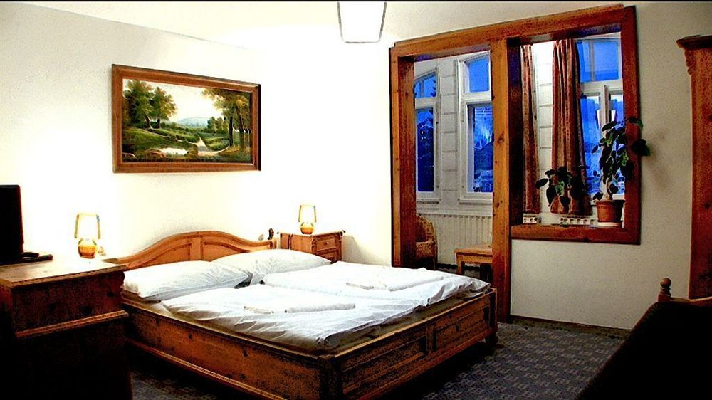 Depandance Villa Hubertus ชปินด์เลอรูฟ มลิน ภายนอก รูปภาพ